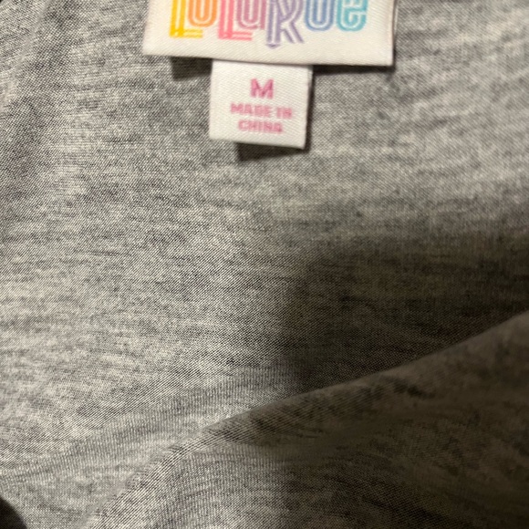 LuLaRoe Confetti Print Iris Tunic Size Medium EUC Unicorn Print! (Size Down 1-2) - Picture 3 of 6